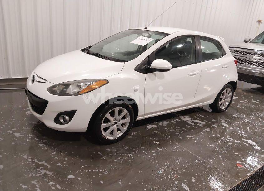Photo 2 of 2014 Mazda Mazda2 TOURING (VIN JM1DE1LY6E0171403)