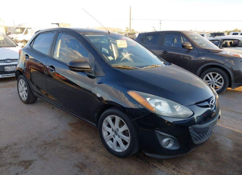 2014 Mazda Mazda2 TOURING (VIN JM1DE1LYXE0177074) main photo