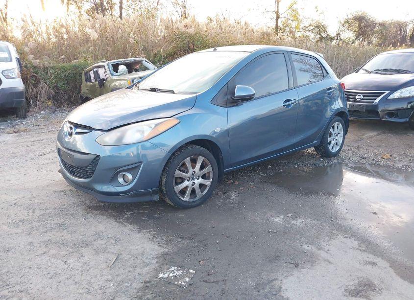 Photo 2 of 2014 Mazda Mazda2 TOURING (VIN JM1DE1LZ0E0179974)