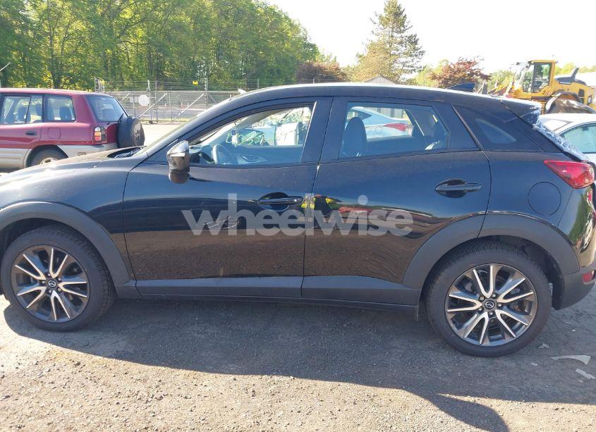 Photo 14 of 2018 Mazda Cx-3 TOURING (VIN JM1DKFC73J0321605)