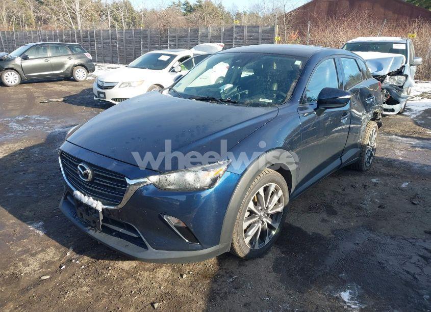 Photo 2 of 2019 Mazda Cx-3 TOURING (VIN JM1DKFC73K0443379)