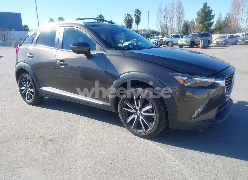 2018 Mazda Cx-3 GRAND TOURING (VIN JM1DKFD75J0321961) main photo