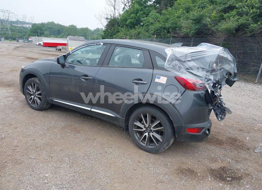 Photo 3 of 2016 Mazda Cx-3 GRAND TOURING (VIN JM1DKFD76G0130221)