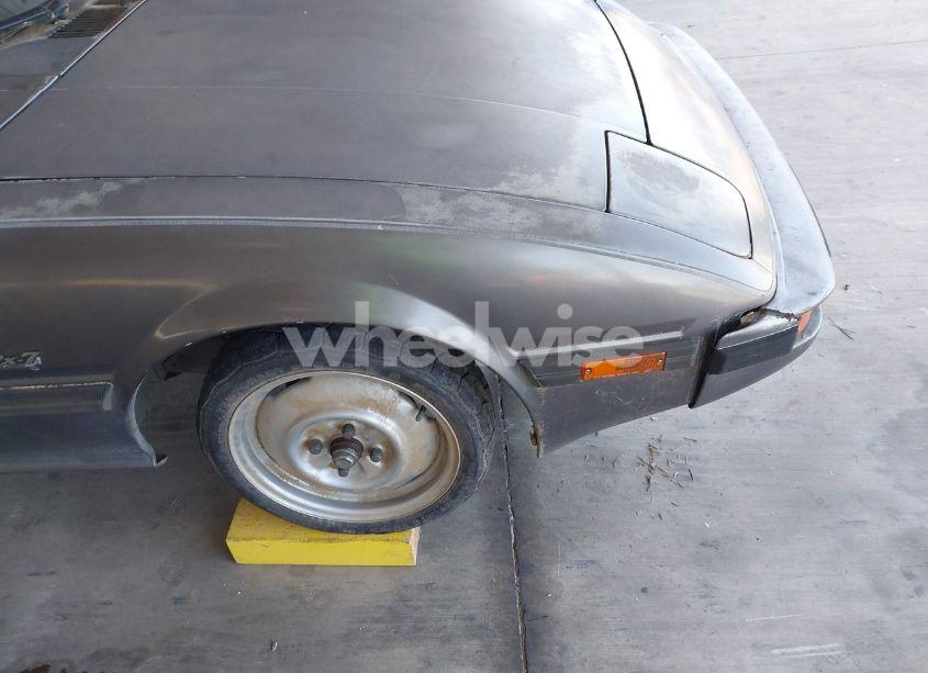 Photo 14 of 1981 Mazda Rx7 (VIN JM1FB331XB0526438)