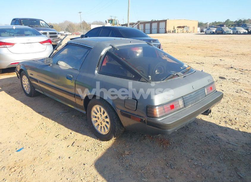 Photo 3 of 1985 Mazda Rx7 13B (VIN JM1FB3326F0895070)