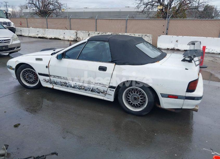 Photo 3 of 1988 Mazda Rx7 (VIN JM1FC3513J0102723)