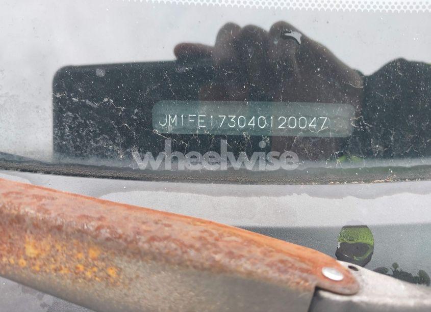 Photo 9 of 2004 Mazda Rx-8 6 SPEED MANUAL (VIN JM1FE173040120047)