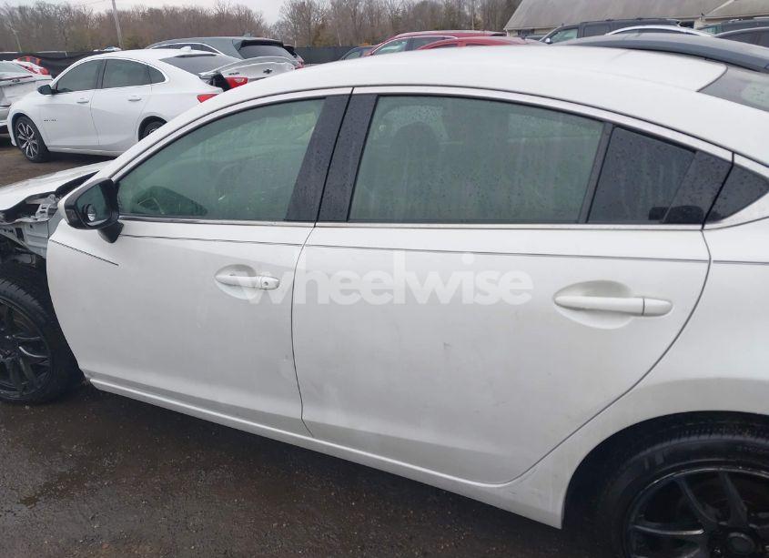 Photo 13 of 2015 Mazda Mazda6 I SPORT (VIN JM1GJ1U50F1220703)