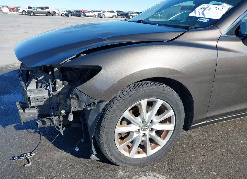 Photo 18 of 2016 Mazda Mazda6 I SPORT (VIN JM1GJ1U50G1424709)