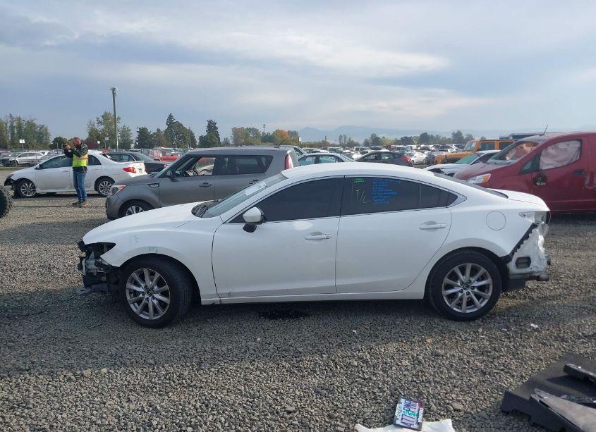 Photo 15 of 2016 Mazda Mazda6 I SPORT (VIN JM1GJ1U52G1480778)