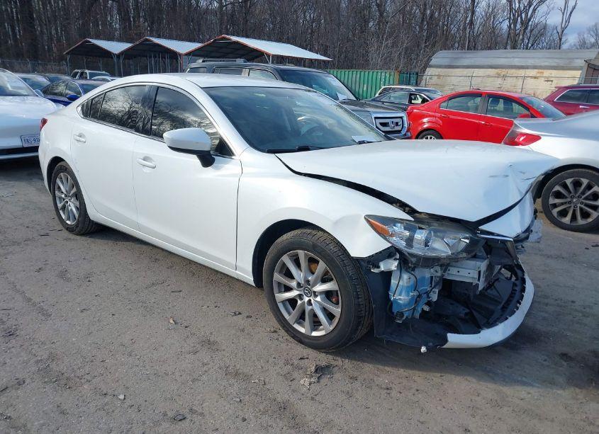 2015 Mazda Mazda6 I SPORT (VIN JM1GJ1U53F1193576) main photo