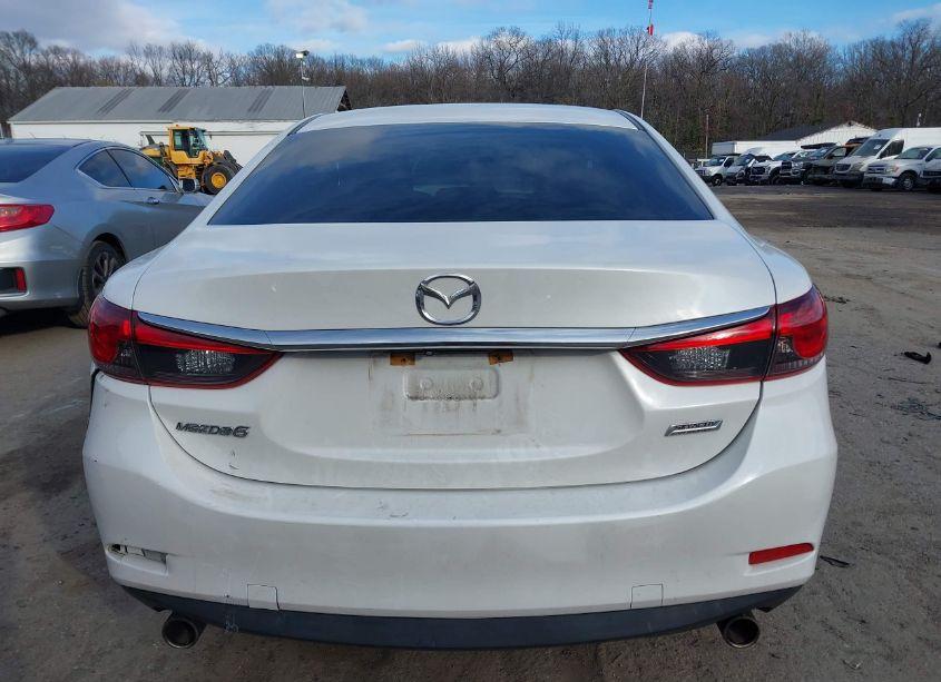 Photo 17 of 2015 Mazda Mazda6 I SPORT (VIN JM1GJ1U53F1193576)