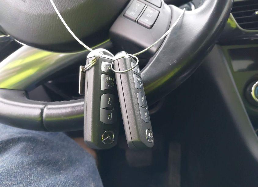 Photo 11 of 2015 Mazda Mazda6 (VIN JM1GJ1U53F1193609)