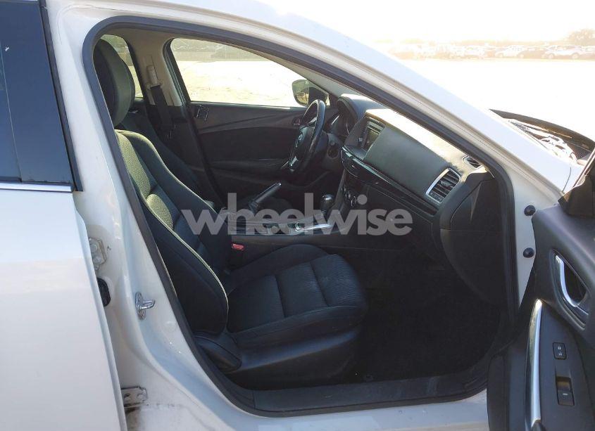 Photo 5 of 2015 Mazda Mazda6 I SPORT (VIN JM1GJ1U53F1196218)