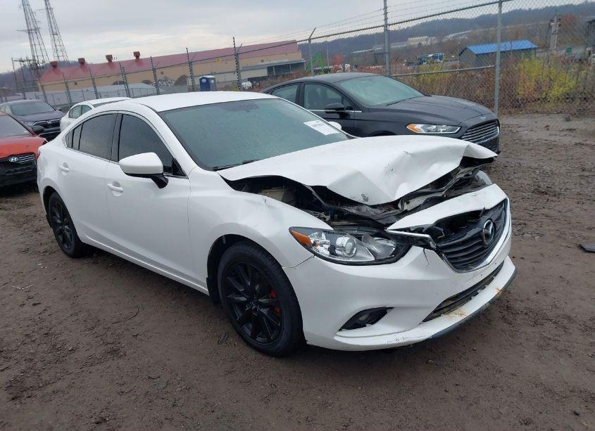 2014 Mazda Mazda6 I SPORT (VIN JM1GJ1U56E1102864) main photo