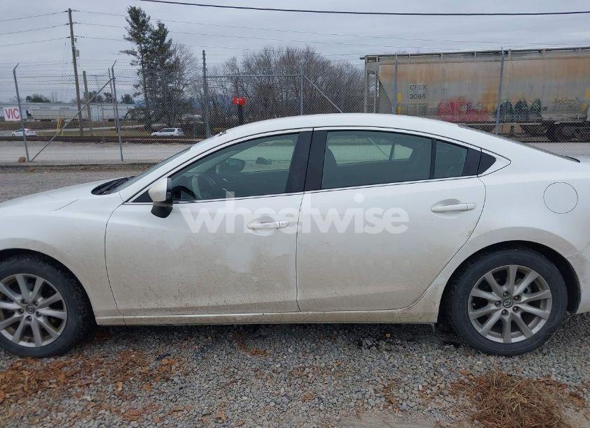 Photo 14 of 2015 Mazda Mazda6 I SPORT (VIN JM1GJ1U57F1183035)