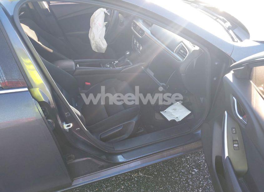 Photo 5 of 2016 Mazda Mazda6 (VIN JM1GJ1U59G1447986)