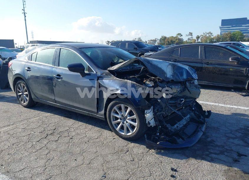 2016 Mazda Mazda6 (VIN JM1GJ1U59G1471902) main photo