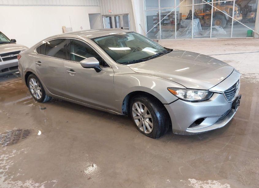 2014 Mazda Mazda6 I SPORT (VIN JM1GJ1U61E1126434) main photo