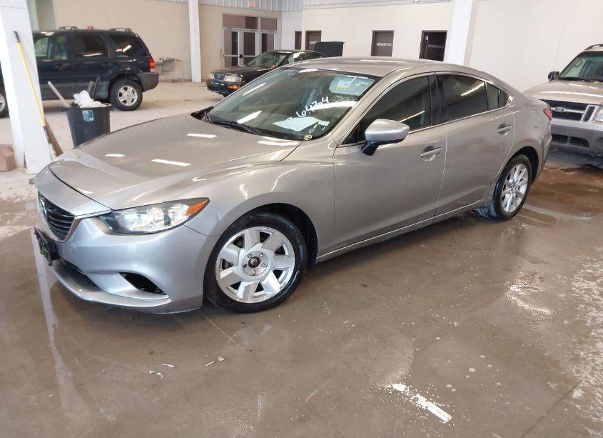 Photo 2 of 2014 Mazda Mazda6 I SPORT (VIN JM1GJ1U61E1126434)