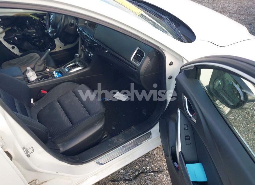 Photo 5 of 2014 Mazda Mazda6 I SPORT (VIN JM1GJ1U62E1116690)