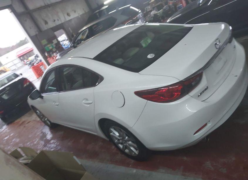 Photo 14 of 2015 Mazda Mazda6 I SPORT (VIN JM1GJ1U62F1178138)