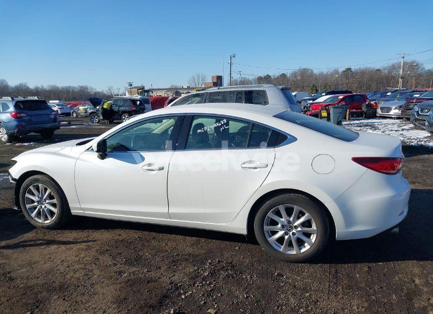 Photo 15 of 2015 Mazda Mazda6 I SPORT (VIN JM1GJ1U64F1171840)