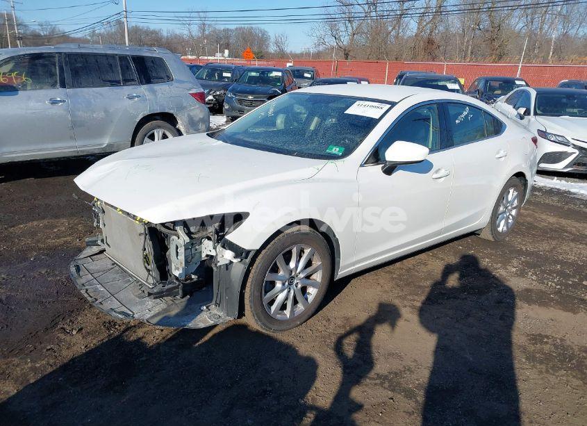 Photo 2 of 2015 Mazda Mazda6 I SPORT (VIN JM1GJ1U64F1171840)