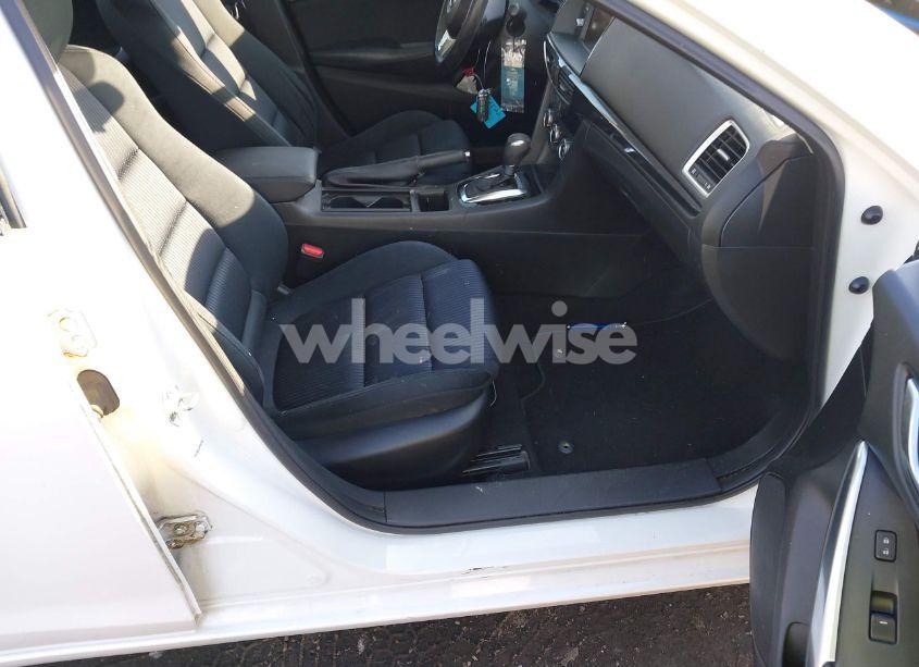 Photo 5 of 2015 Mazda Mazda6 I SPORT (VIN JM1GJ1U64F1171840)