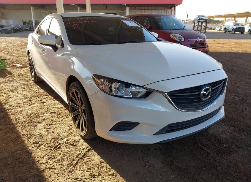 2014 Mazda Mazda6 I SPORT (VIN JM1GJ1U65E1150543) main photo