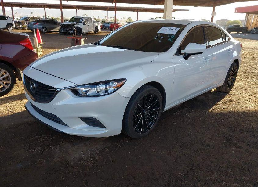 Photo 2 of 2014 Mazda Mazda6 I SPORT (VIN JM1GJ1U65E1150543)