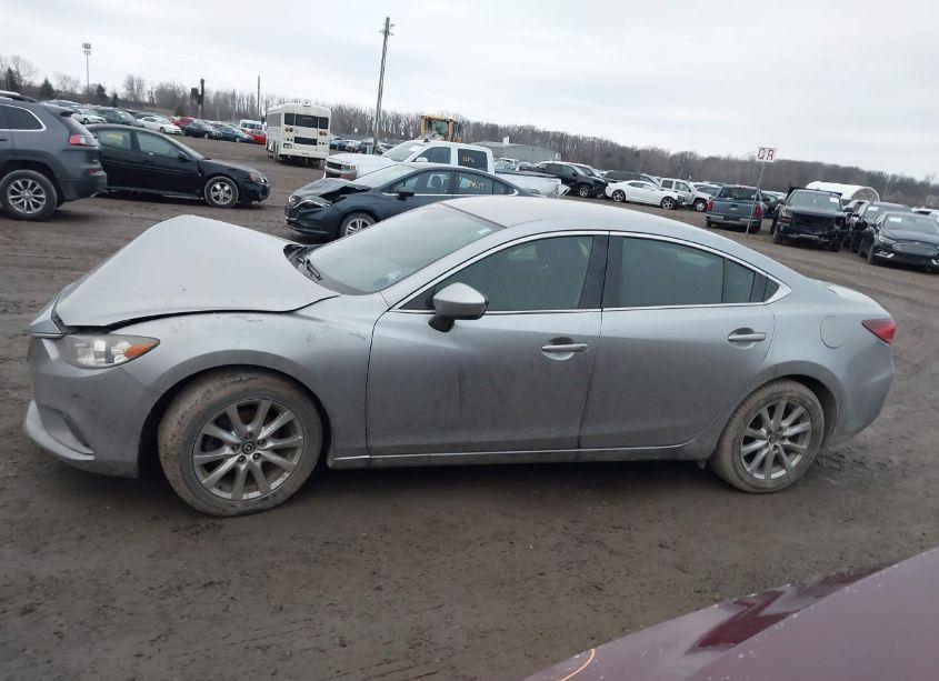 Photo 14 of 2014 Mazda Mazda6 I SPORT (VIN JM1GJ1U69E1120378)