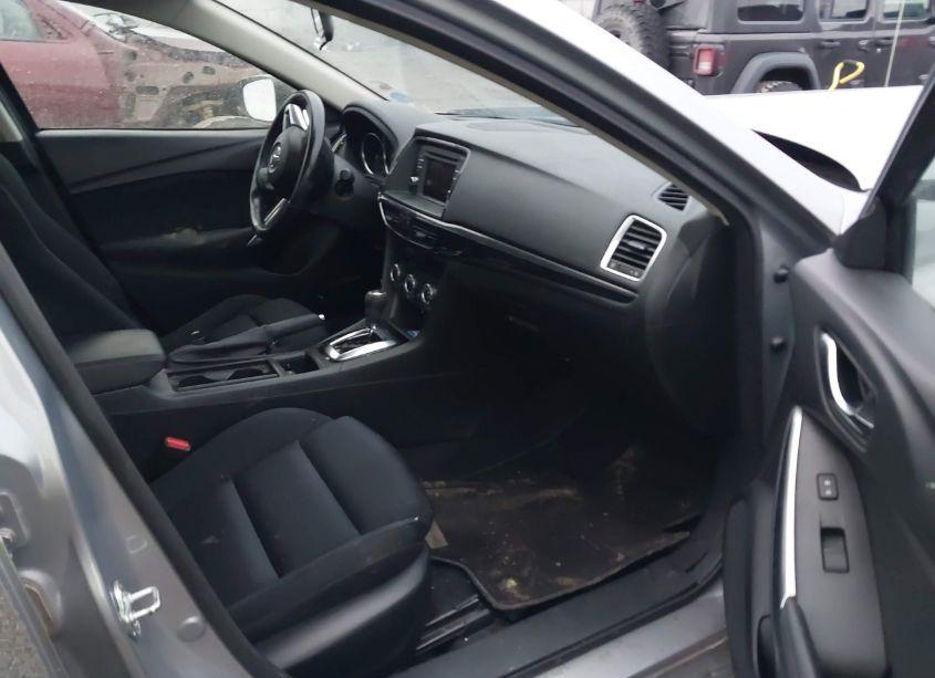 Photo 5 of 2014 Mazda Mazda6 I SPORT (VIN JM1GJ1U69E1120378)