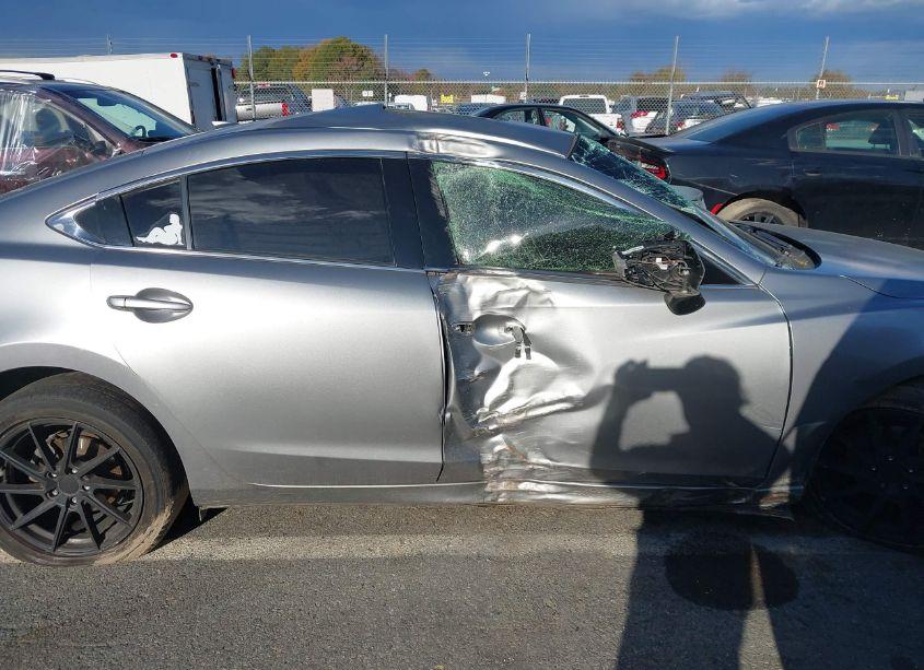 Photo 12 of 2015 Mazda Mazda6 I TOURING (VIN JM1GJ1V53F1221732)