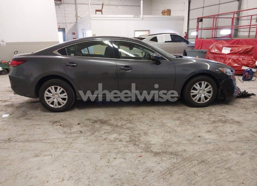 2015 Mazda Mazda6 I TOURING (VIN JM1GJ1V62F1177134) main photo