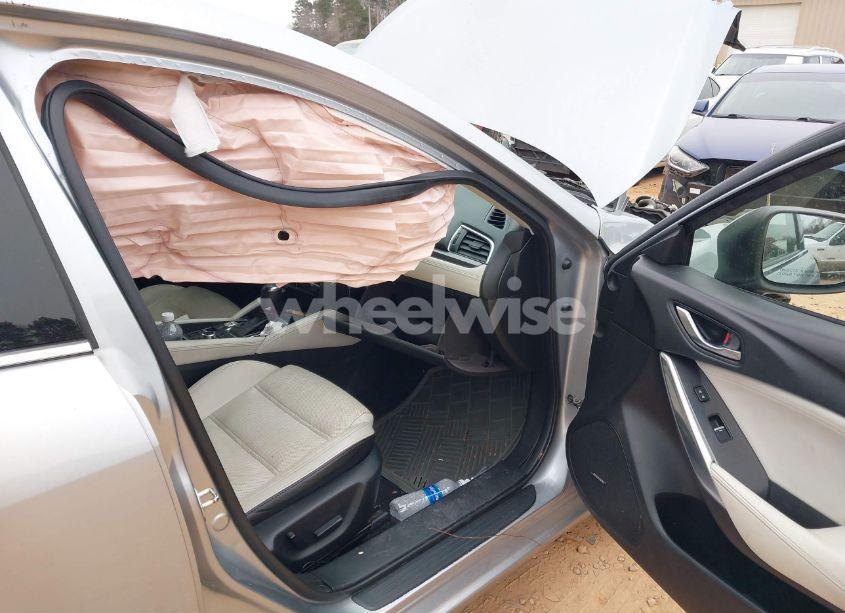 Photo 5 of 2016 Mazda Mazda6 I GRAND TOURING (VIN JM1GJ1W53G1455532)