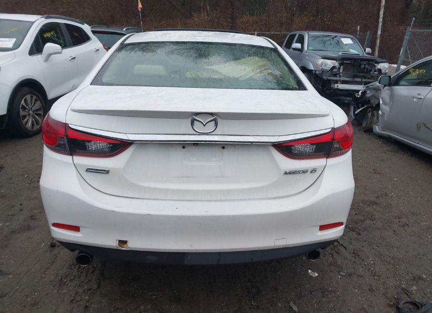 Photo 16 of 2015 Mazda Mazda6 I GRAND TOURING (VIN JM1GJ1W55F1181345)