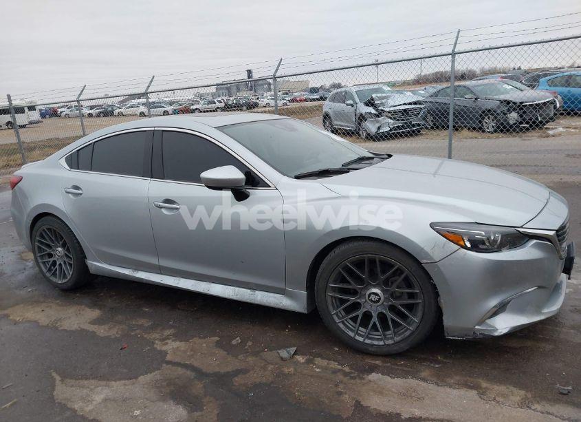 Photo 14 of 2016 Mazda Mazda6 I GRAND TOURING (VIN JM1GJ1W59G1400034)