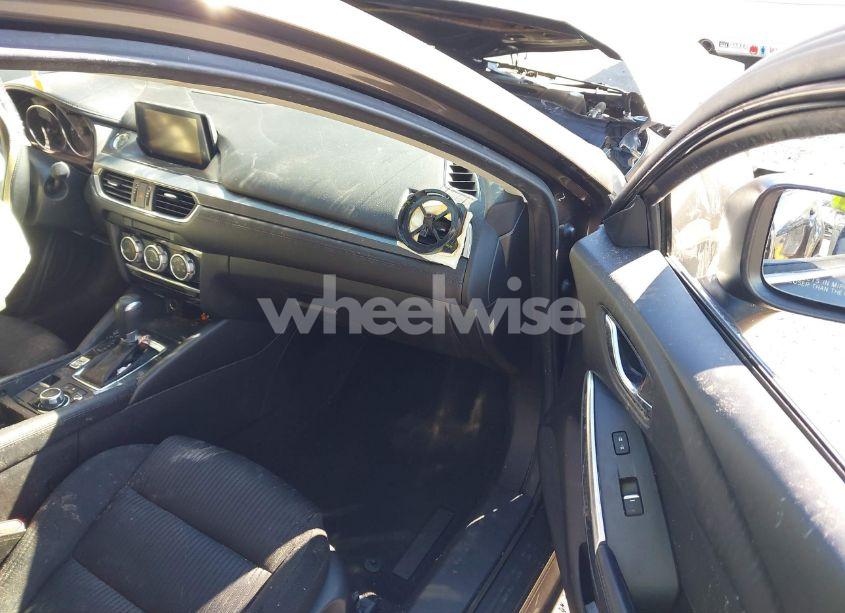 Photo 5 of 2017 Mazda Mazda6 SPORT (VIN JM1GL1U53H1145136)