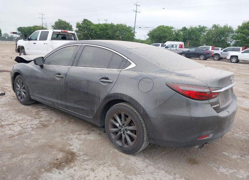 Photo 3 of 2018 Mazda Mazda6 SPORT (VIN JM1GL1U57J1300860)