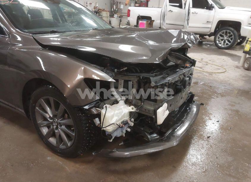 Photo 19 of 2018 Mazda Mazda6 SPORT (VIN JM1GL1UM2J1303043)