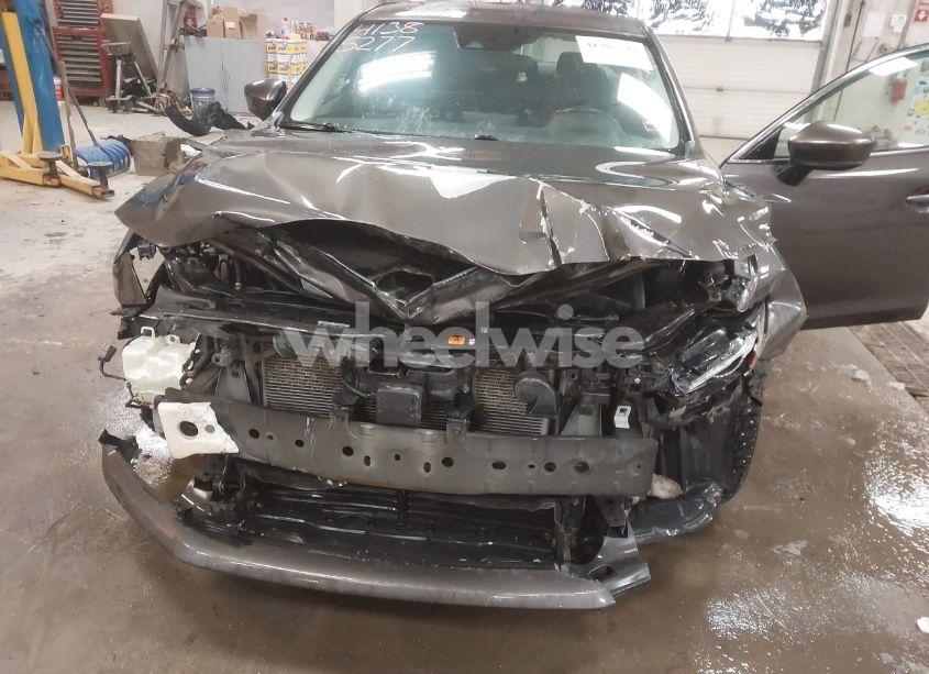 Photo 6 of 2018 Mazda Mazda6 SPORT (VIN JM1GL1UM2J1303043)