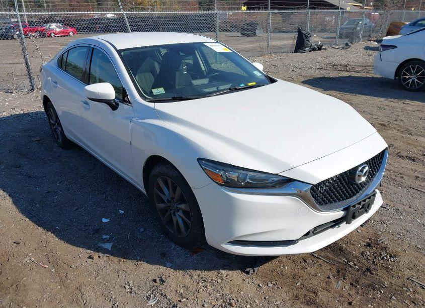 2018 Mazda Mazda6 SPORT (VIN JM1GL1UM2J1330050) main photo