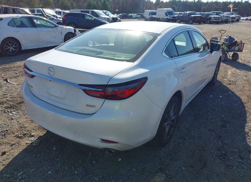 Photo 4 of 2018 Mazda Mazda6 SPORT (VIN JM1GL1UM2J1330050)