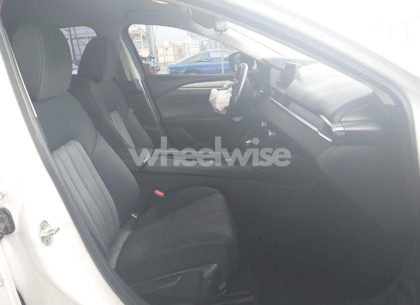 Photo 5 of 2021 Mazda Mazda6 SPORT (VIN JM1GL1UM3M1610287)