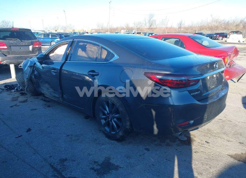 Photo 3 of 2018 Mazda Mazda6 SPORT (VIN JM1GL1UM6J1312828)