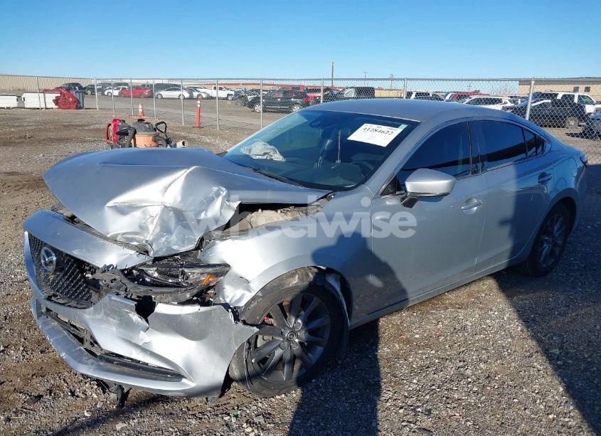 Photo 2 of 2018 Mazda Mazda6 SPORT (VIN JM1GL1UM7J1311364)
