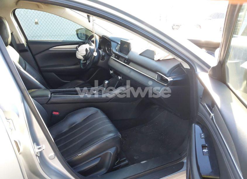 Photo 5 of 2018 Mazda Mazda6 SPORT (VIN JM1GL1UM7J1311364)