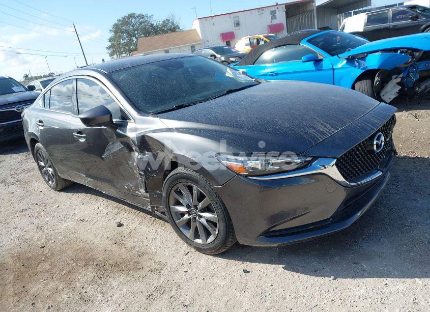 2018 Mazda Mazda6 SPORT (VIN JM1GL1UM8J1312040) main photo