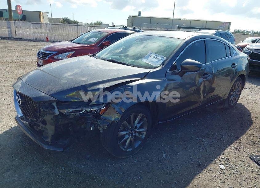 Photo 2 of 2018 Mazda Mazda6 SPORT (VIN JM1GL1UM8J1312040)